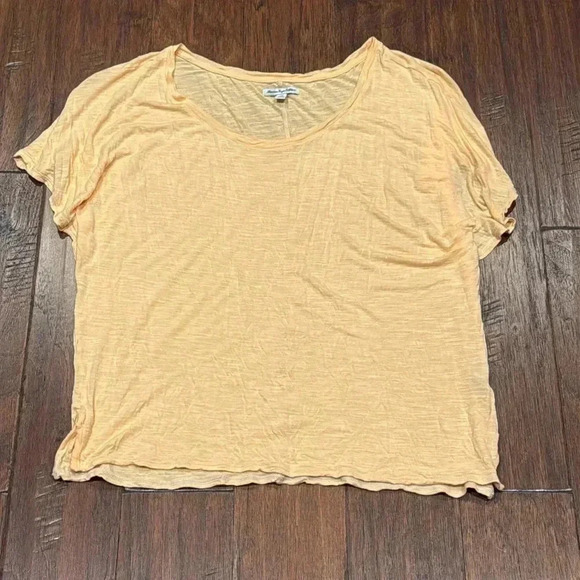 American Eagle Peach Sleeve Tee - Picture 2 of 9